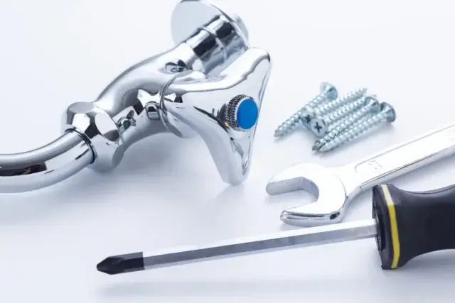 蛇口交換に必要な工具・道具の準備